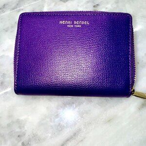 Henry Bendel wallet